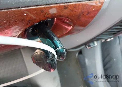 2008 Chrysler Town & Country Lx from USA, damaged, VIN 2A8HR44H68R748665